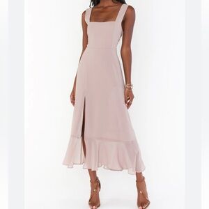 Show Me Your Mumu Claire Midi Dress Soft Beige
Chiffon